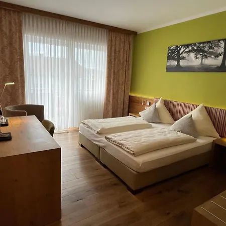 호텔 Zum Waldnaabtal 3*